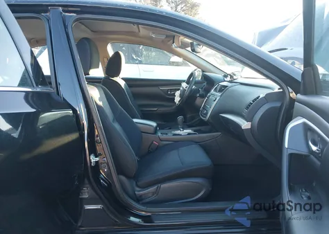 2017 Nissan Altima 2.5 Sv z USA, uszkodzony, nr VIN 1N4AL3AP5HC230299